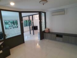 West Lake Garden (D20), Semi-Detached #585597061